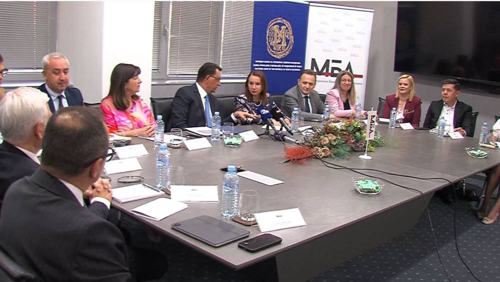 Trajko Slaveski, Makedonska bankarska asocijacija, Maja Sterieva